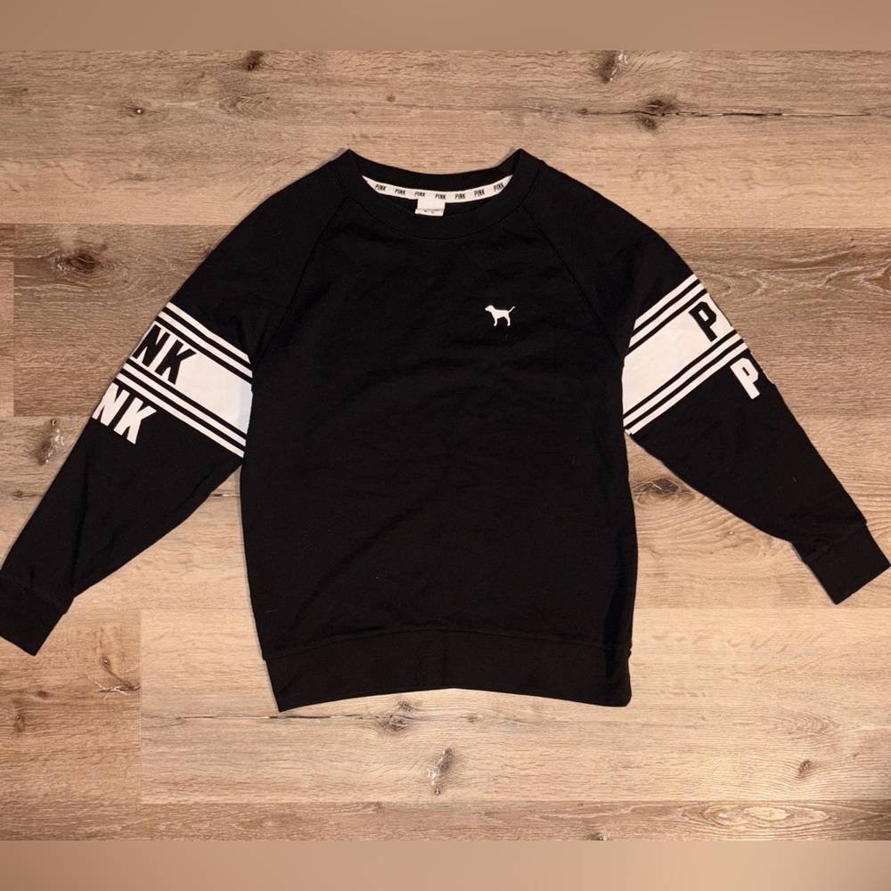 PINK Victoria's Secret Black and White Geometric Sweatshirt